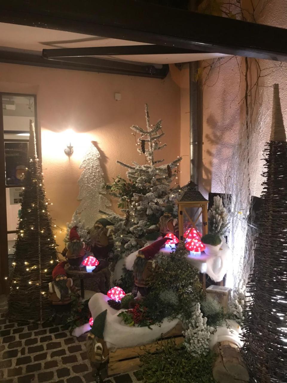 Chambre Le Hupsa Pfannala 상띠뽈리뜨 외부 사진